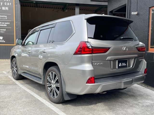 LEXUS LX570 AWD