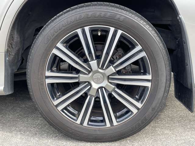 LEXUS LX570 AWD