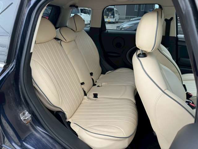 BMW MINI COOPER SD CROSSOVER