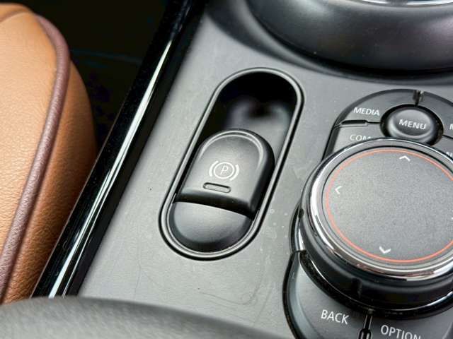 BMW MINI COOPER CLUBMAN