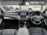 CROWN sedan hybrid