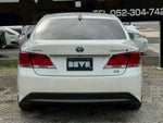 CROWN sedan hybrid