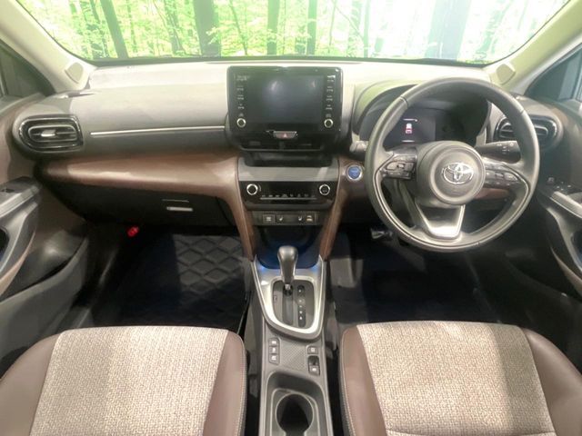 YARIS CROSS HYBRID