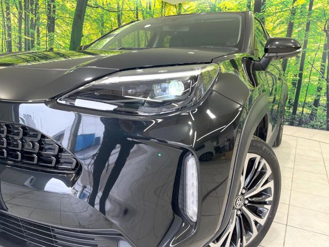 YARIS CROSS HYBRID