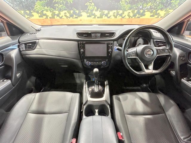 X-TRAIL 2WD