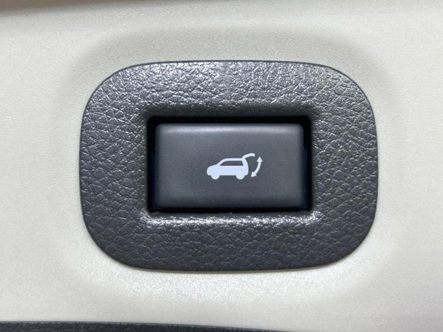 X-TRAIL 2WD