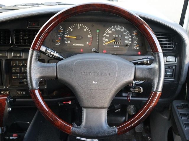 LANDCRUISER wagon