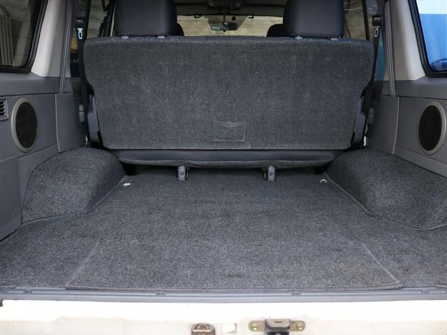 LANDCRUISER van
