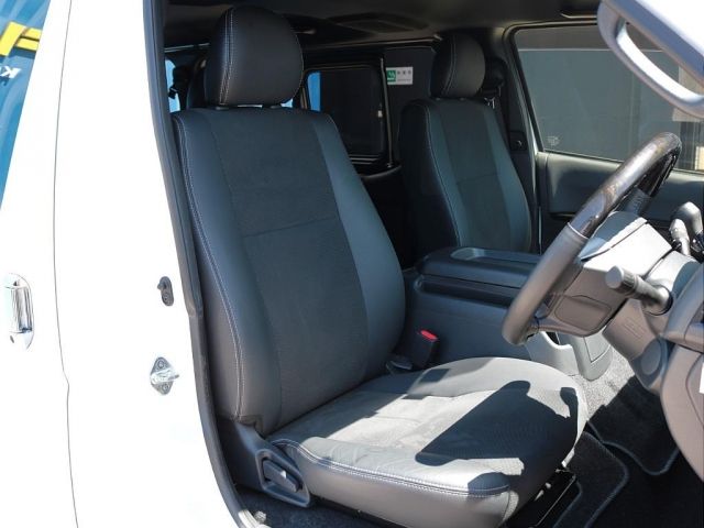 HIACE van 4WD