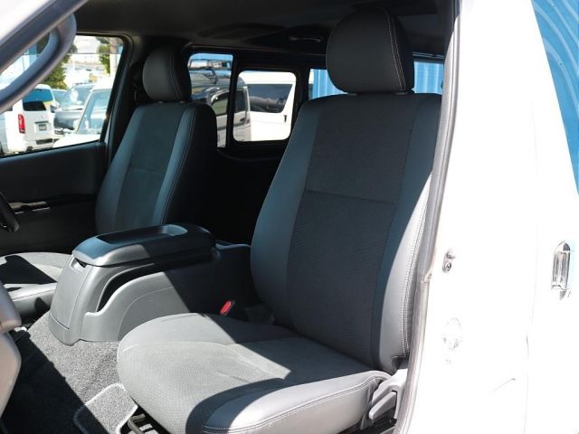 HIACE van 4WD
