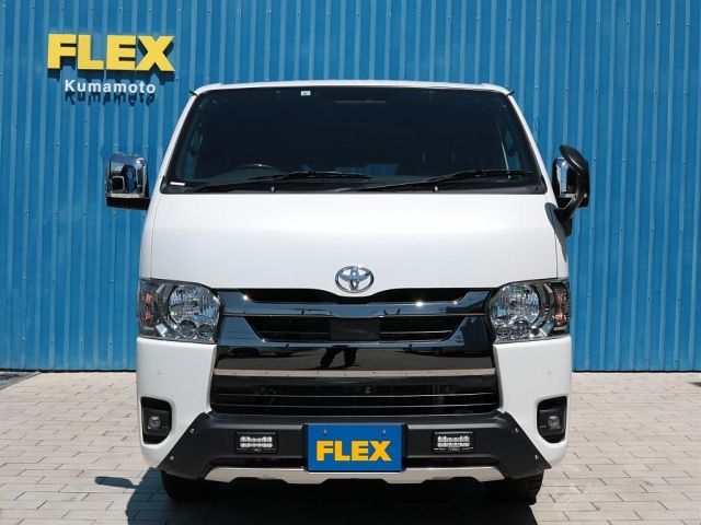 HIACE van 4WD