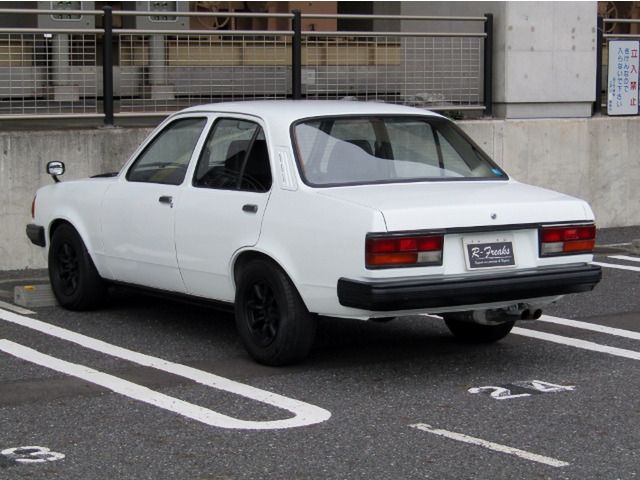GEMINI sedan