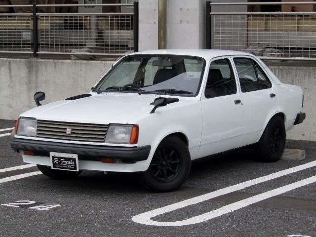 GEMINI sedan