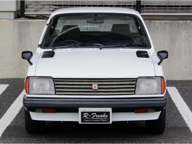 GEMINI sedan