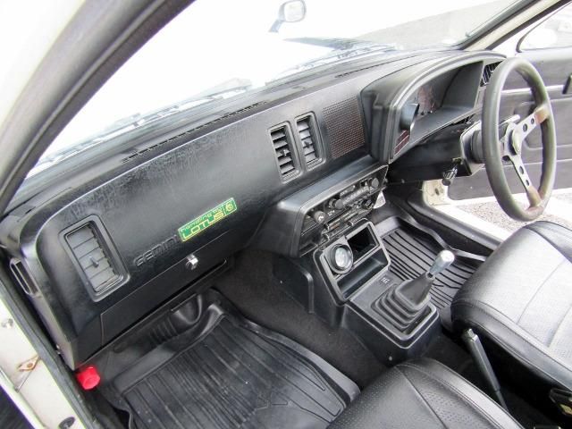 GEMINI sedan