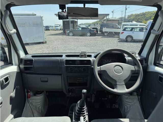 MINICAB van