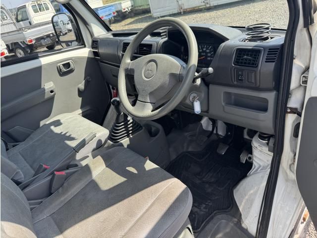 MINICAB van