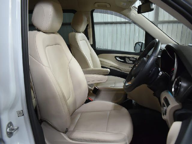 MERCEDES BENZ V class