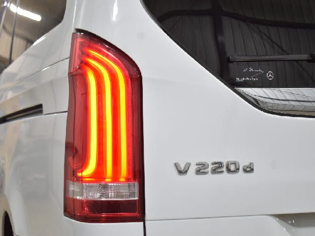 MERCEDES BENZ V class