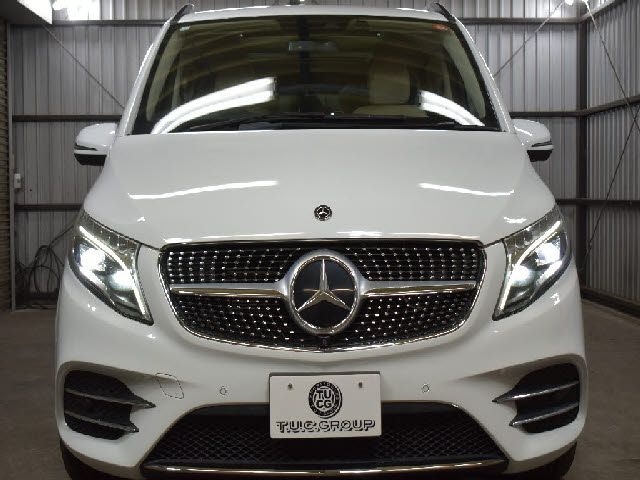 MERCEDES BENZ V class