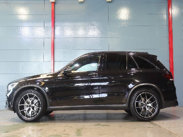 MERCEDES AMG GLC-class