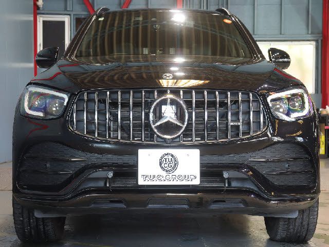 MERCEDES AMG GLC-class