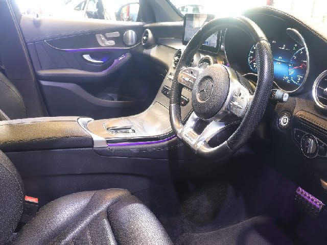 MERCEDES AMG GLC-class