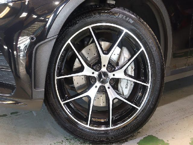 MERCEDES AMG GLC-class