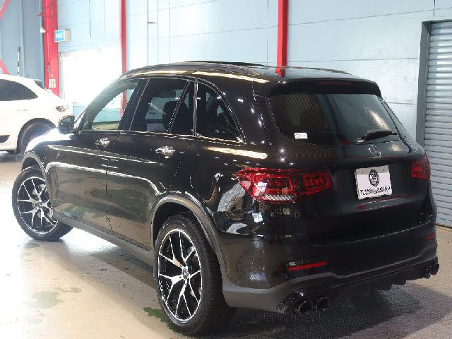 MERCEDES AMG GLC-class