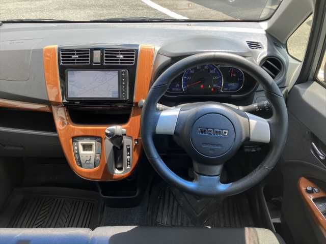 MOVE CUSTOM