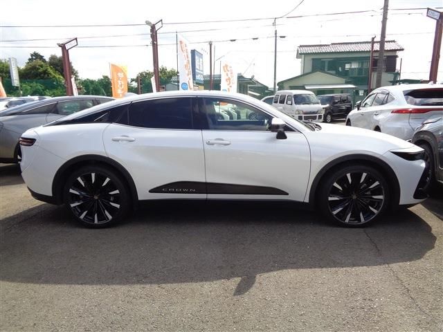 CROWN CROSSOVER