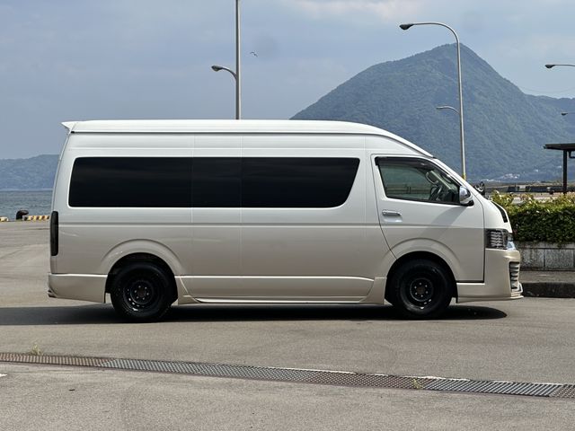 HIACE wagon