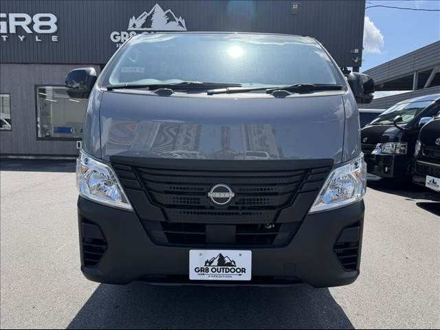 CARAVAN van 4WD