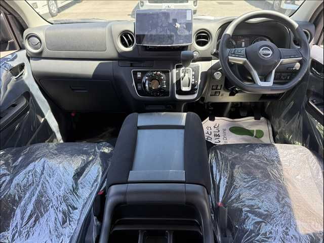 CARAVAN van 4WD