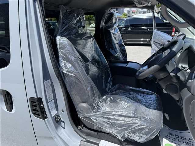 CARAVAN van 4WD