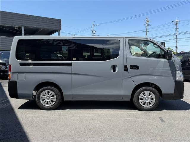 CARAVAN van 4WD