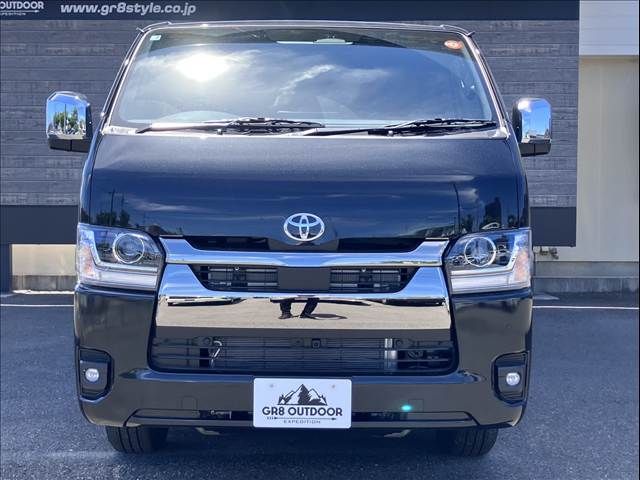 HIACE van 4WD