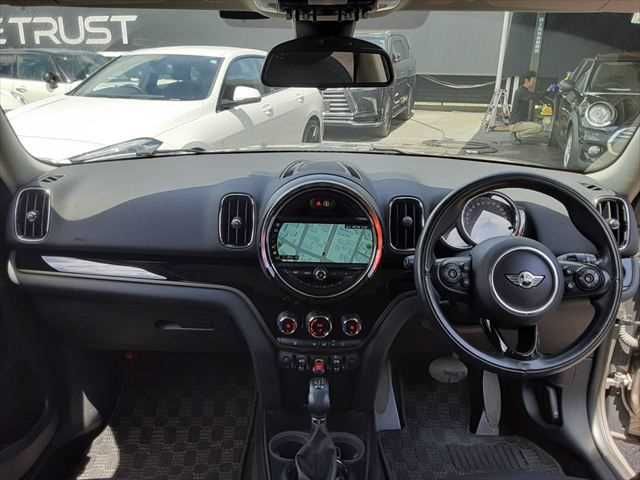 BMW MINI COOPER D CROSSOVER
