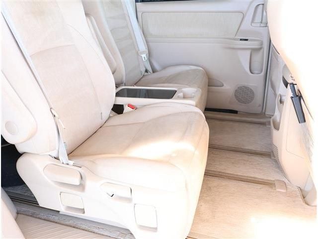ALPHARD hybrid 4WD