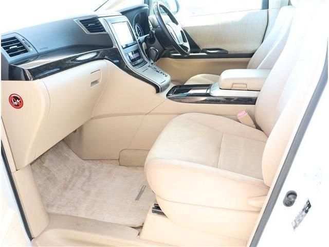 ALPHARD hybrid 4WD