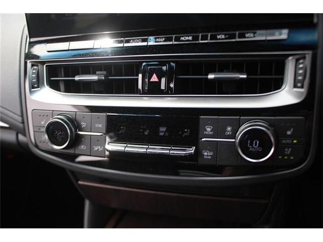CROWN sedan hybrid 4WD