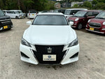 CROWN sedan
