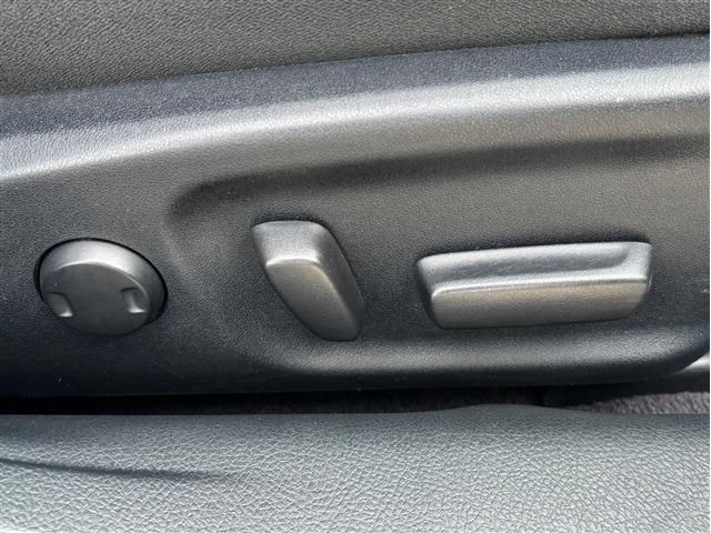 CROWN sedan