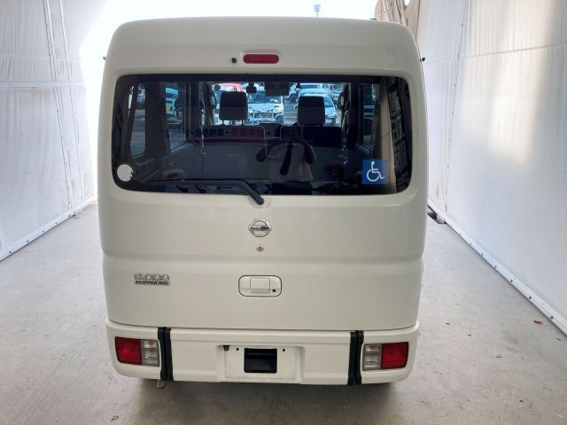 NV100 CLIPPER RIO