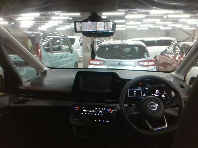 SERENA WG 4WD