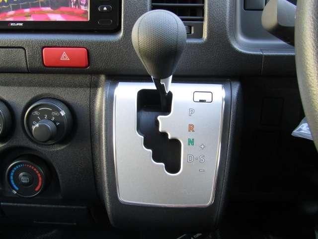 HIACE van 2WD