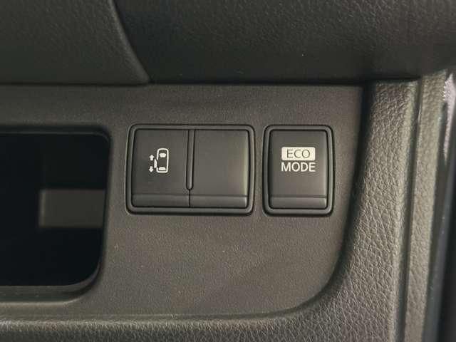 SERENA S-HYBRID 4WD
