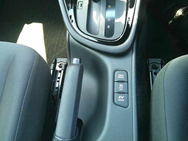 YARIS HYBRID