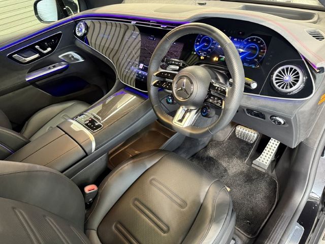 MERCEDES AMG EQE SUV
