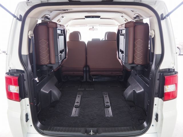 DELICA D:5 4WD